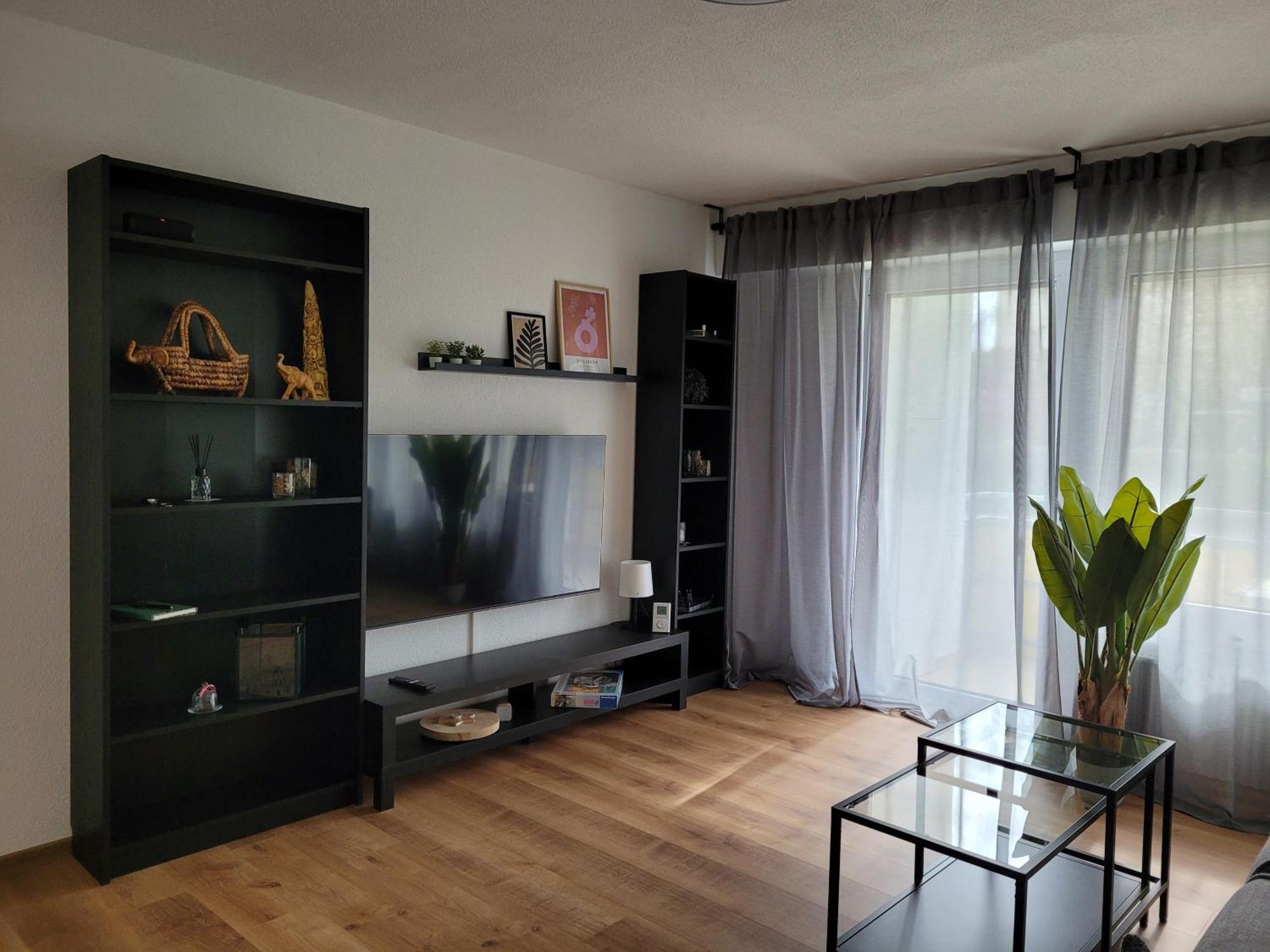 Living Flat, Eine Wohnung Mit Zwei Schlafzimmern Und Balkon Schorndorf  Kültér fotó