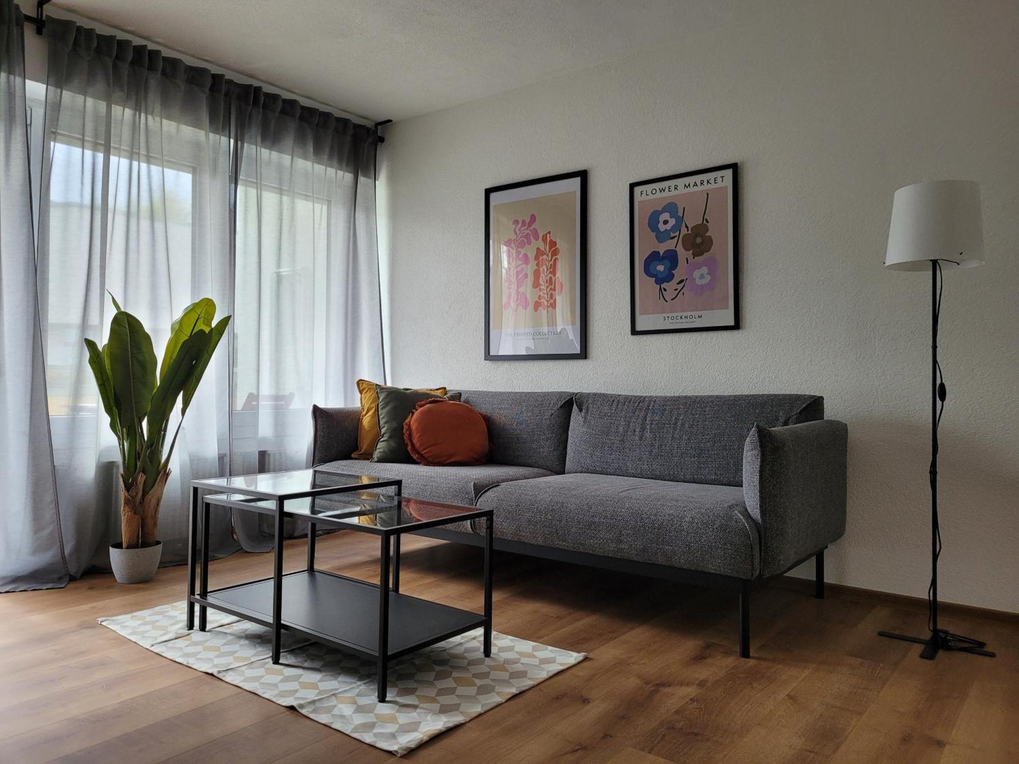 Living Flat, Eine Wohnung Mit Zwei Schlafzimmern Und Balkon Schorndorf  Kültér fotó