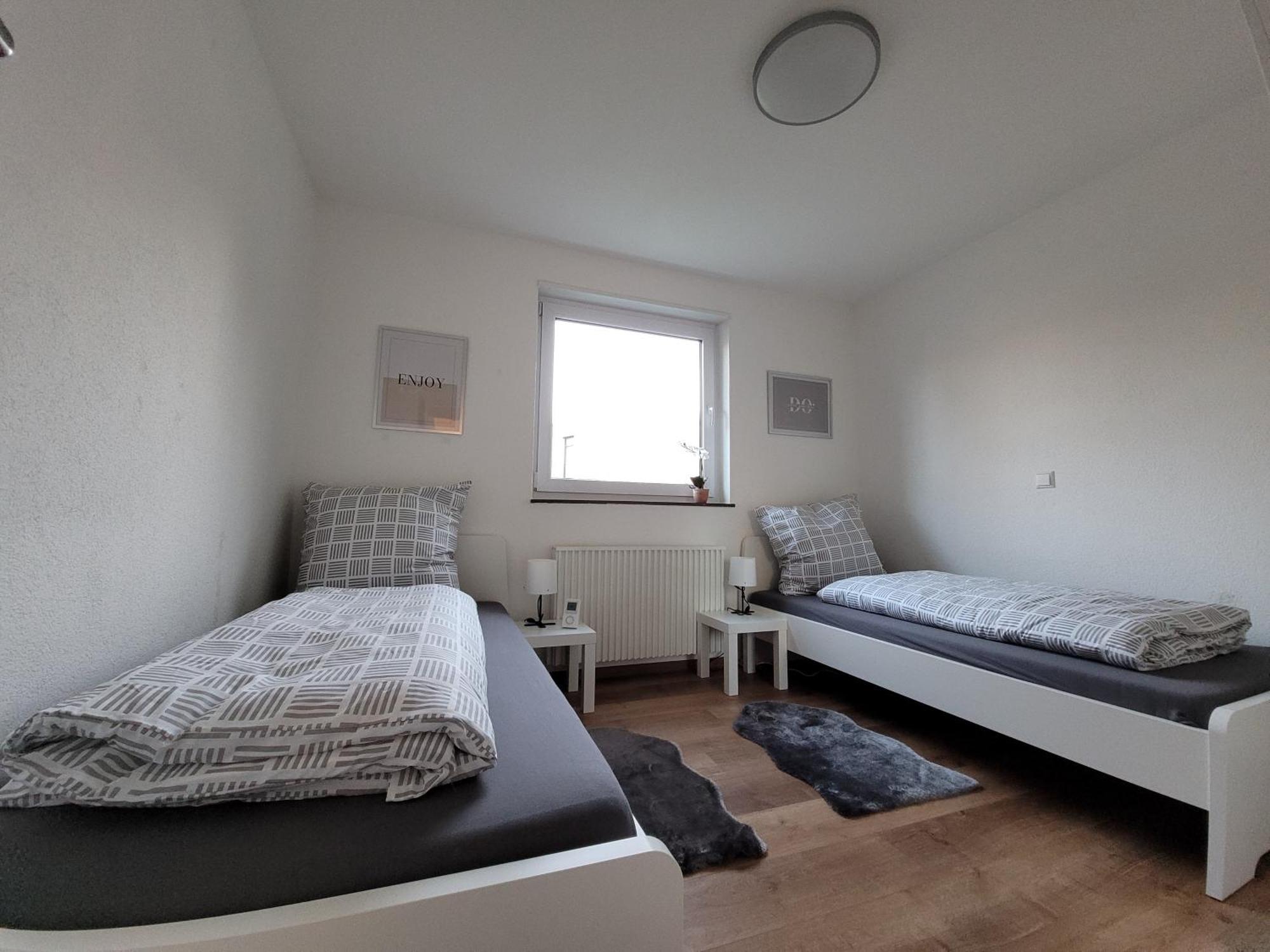 Living Flat, Eine Wohnung Mit Zwei Schlafzimmern Und Balkon Schorndorf  Kültér fotó
