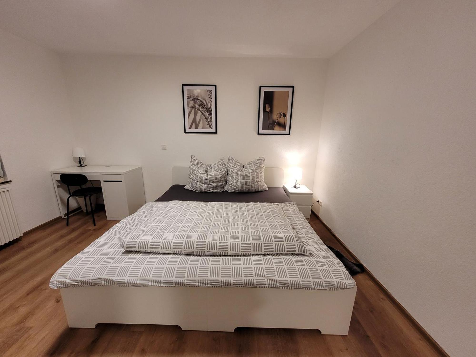 Living Flat, Eine Wohnung Mit Zwei Schlafzimmern Und Balkon Schorndorf  Kültér fotó